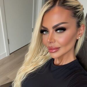 Meet your Posher, Lianna